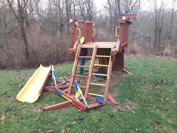 swing set demo and removal swing set demo and removal